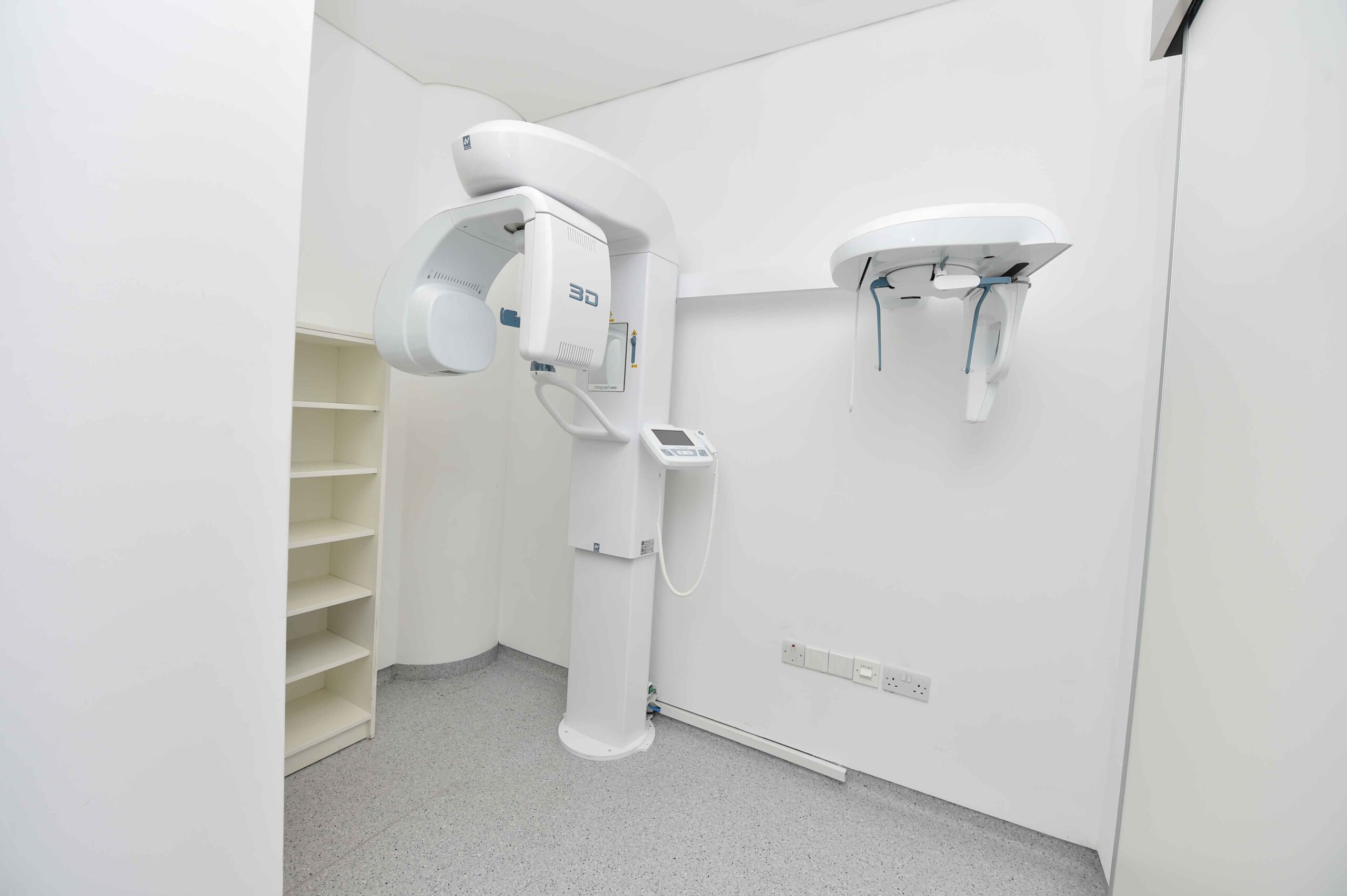 Villa 3D Panoramic and cephalometric radiographic system
